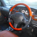 チョット個性的で 今ふうの車と違うレトロ感ただようミラジーノはいかがですか？