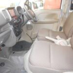 【運転席＆助手席】広々ゆったり！長距離運転をする際は疲れの軽減ができ快適に運転できますね☆快適なドライブをお楽しみ下さい♪